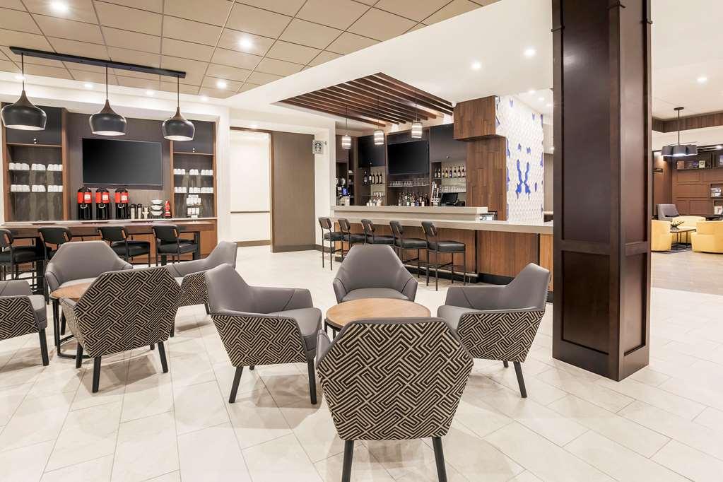 Hyatt Place Ottawa West Hotel Restaurant photo